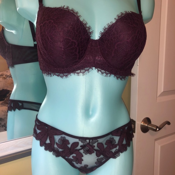 Victoria’s Secret African Violet Lined Demi & Thong 34D/M NWT - Picture 3 of 6